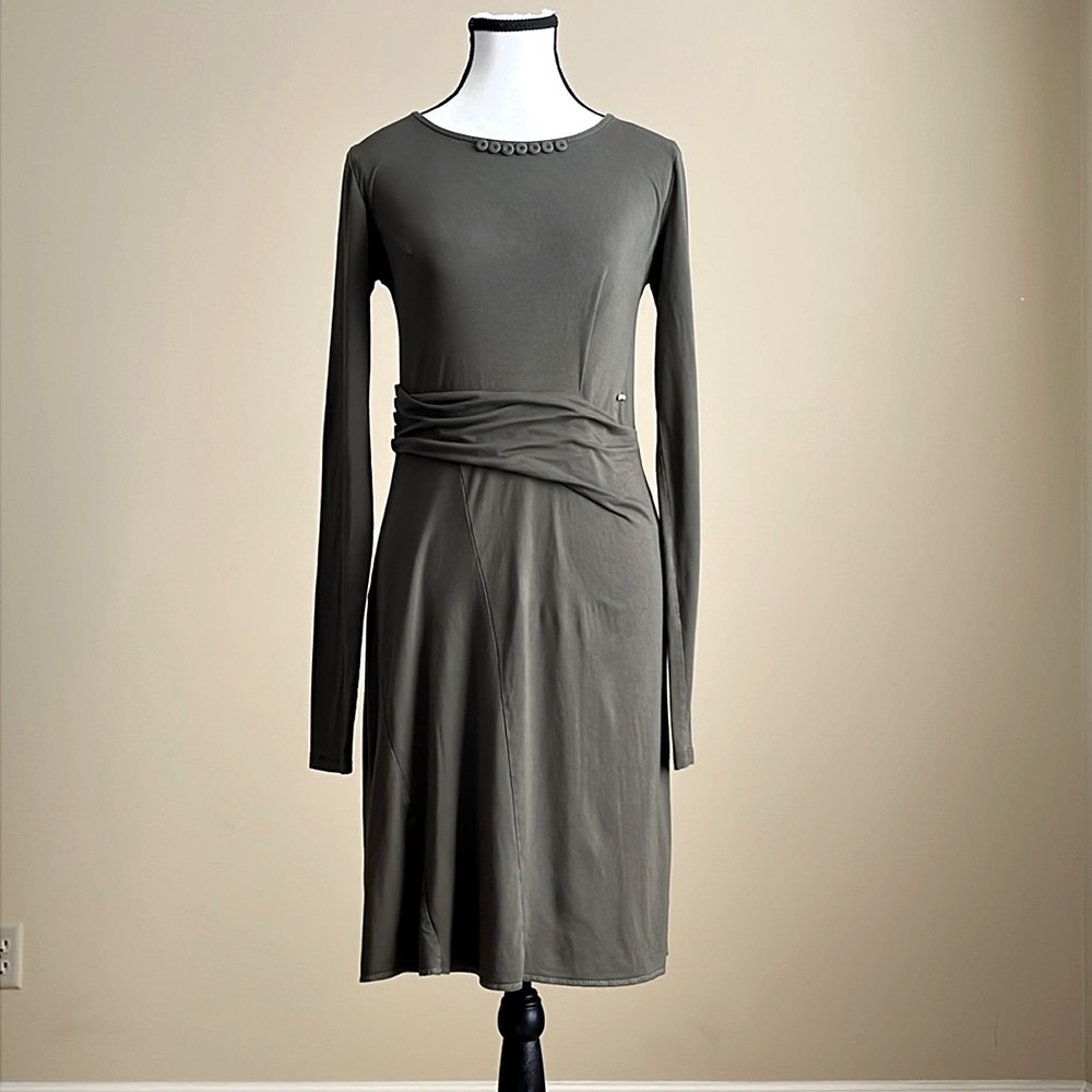 No-Na - Olive green jersey knit dress with gathered waistband - Size M
